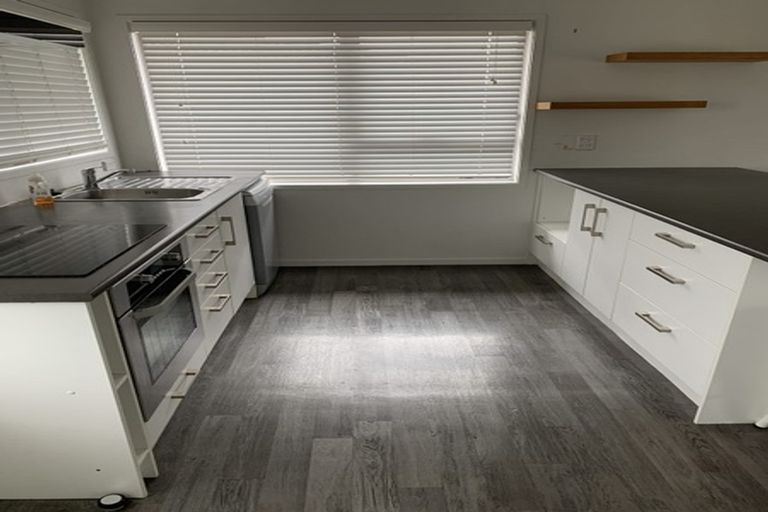 Photo of property in 2/6 Olena Avenue, Sunnyhills, Auckland, 2010