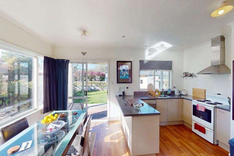 Photo of property in 14 Fairfield Road, Levin, 5510