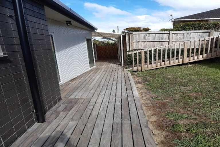 Photo of property in 16 Union Road, Howick, Auckland, 2014