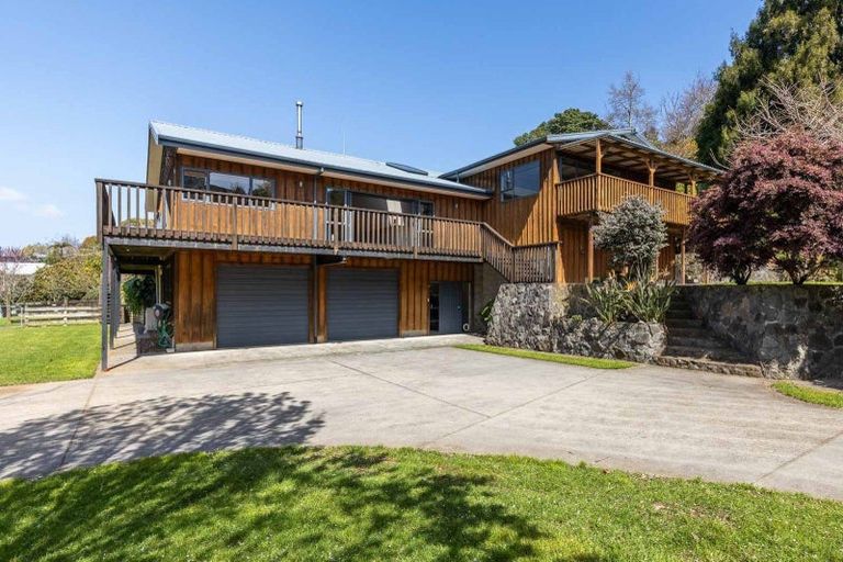 Photo of property in 1a Lismore Street, Strandon, New Plymouth, 4312