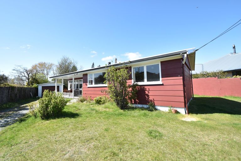 Photo of property in 3 Maryburn Road, Twizel, 7901