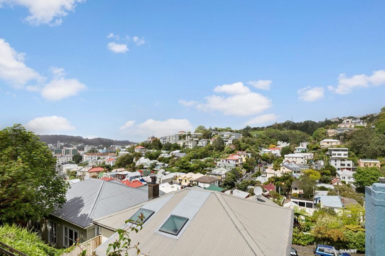 Photo of property in 10 Essex Street, Aro Valley, Wellington, 6021