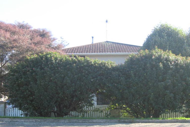 Photo of property in 19 Ratanui Road, Paraparaumu, 5032
