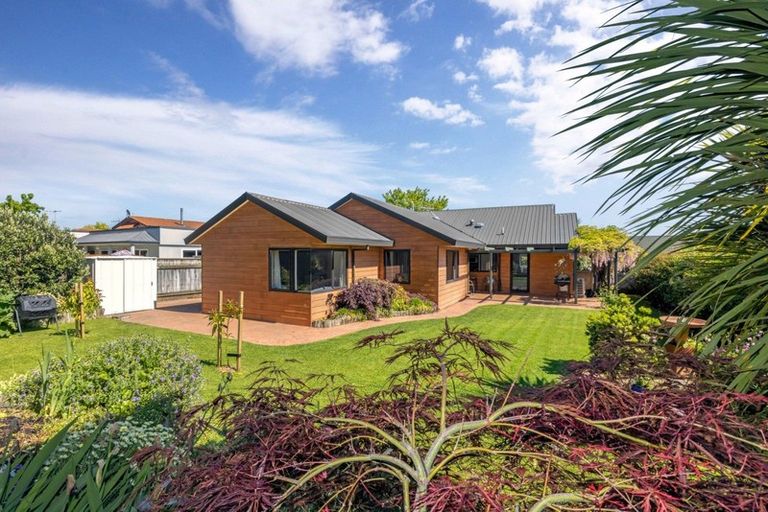 Photo of property in 7 Penlington Place, Havelock North, 4130