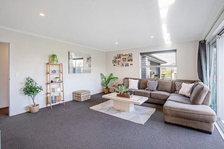 Photo of property in 70 Tiny Hill Drive, Rolleston, 7614