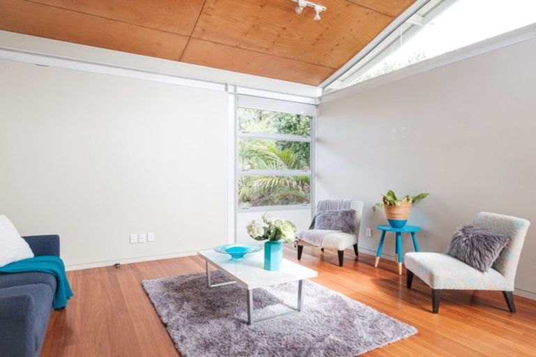 Photo of property in 18 Pare Street, Wainui, Gisborne, 4010