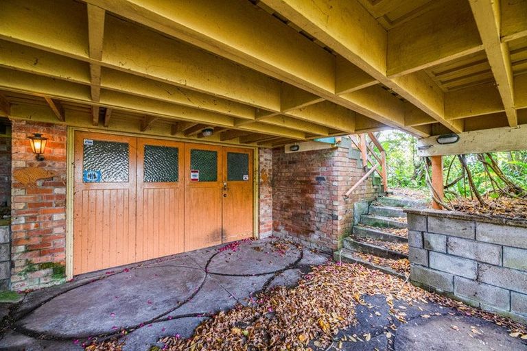 Photo of property in 98 Wharf Road, Te Atatu Peninsula, Auckland, 0610