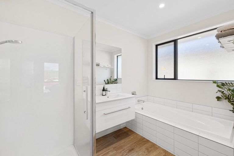 Photo of property in 43 Sholto Duncan Crescent, Halswell, Christchurch, 8025