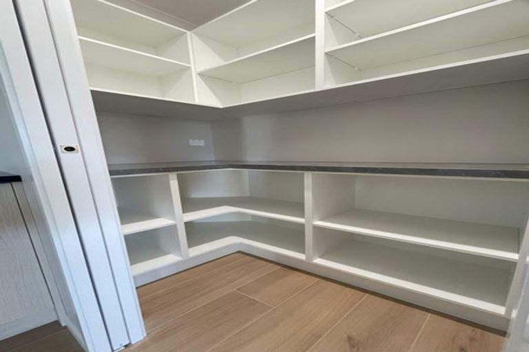 Photo of property in 17 Pipi Crescent, Tuakau, 2121