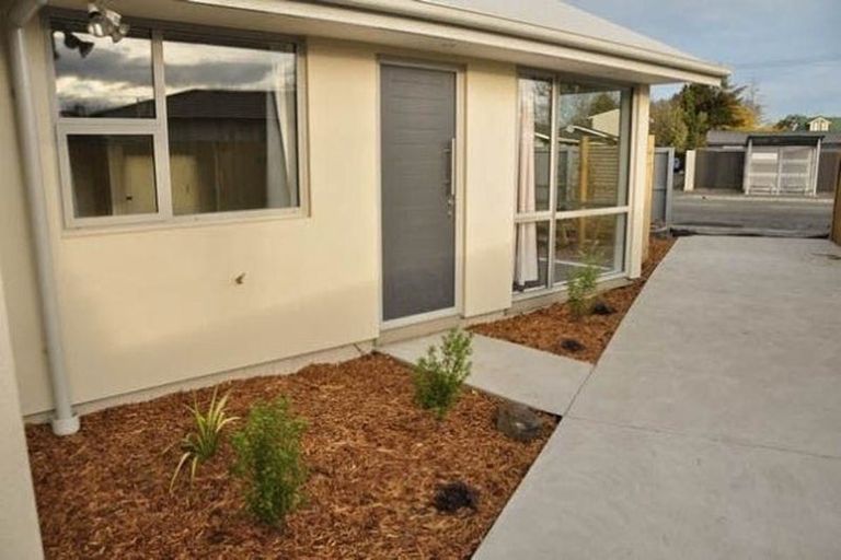 Photo of property in 135 Edgeware Road, St Albans, Christchurch, 8014