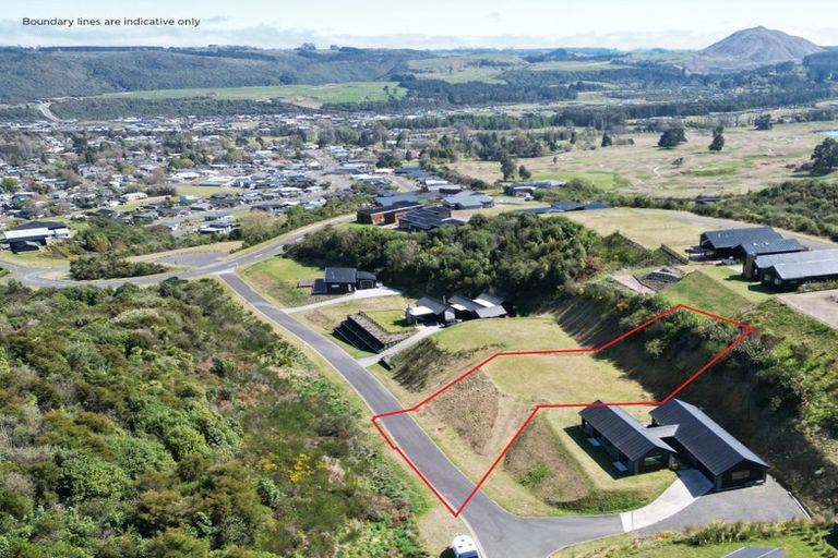 Photo of property in 11 Sparrowhawk Way, Kinloch, Taupo, 3377