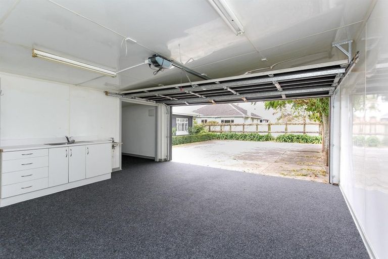 Photo of property in 293a Carrington Street, Vogeltown, New Plymouth, 4310