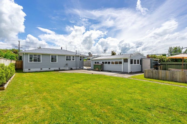 Photo of property in 222 High Street North, Carterton, 5713