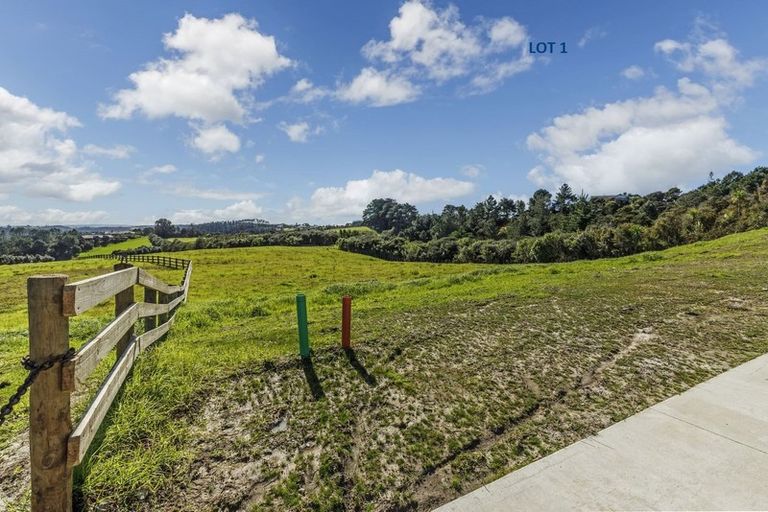 Photo of property in 311 Okura River Road, Okura, Auckland, 0792