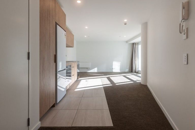 Photo of property in Pinnacle Apartments, E505/160 Victoria Street, Te Aro, Wellington, 6011