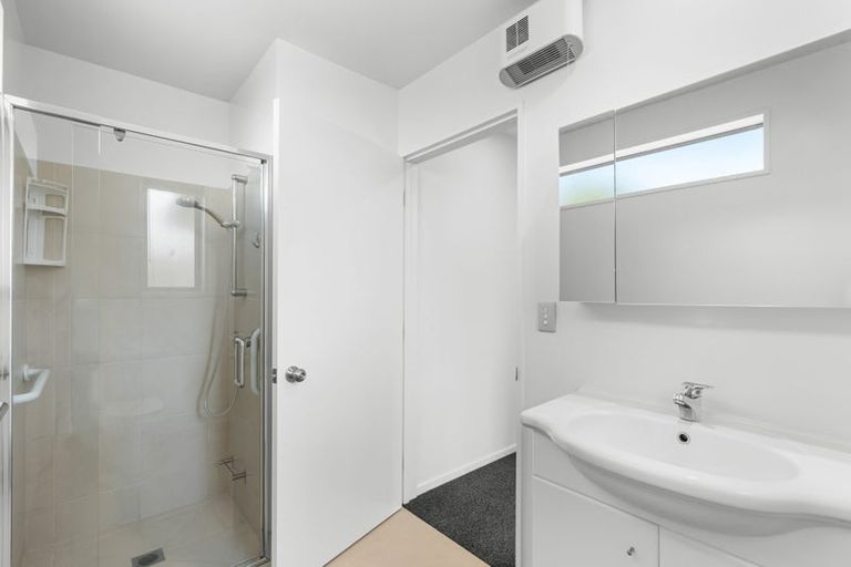 Photo of property in 273b Wairakei Road, Bryndwr, Christchurch, 8053