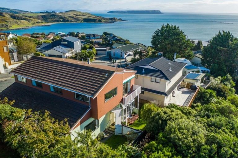 Photo of property in 10 Tremaine Place, Camborne, Porirua, 5026