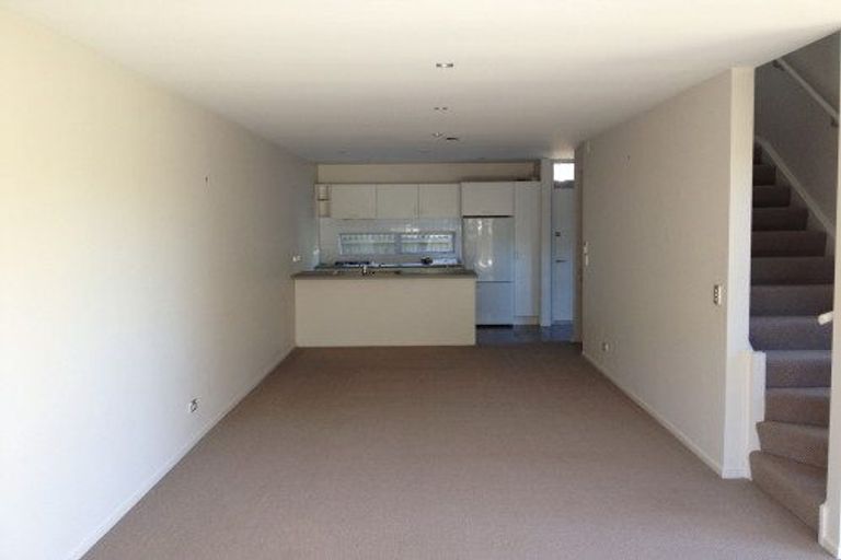 Photo of property in 11/114 Mitchell Street, Brooklyn, Wellington, 6021