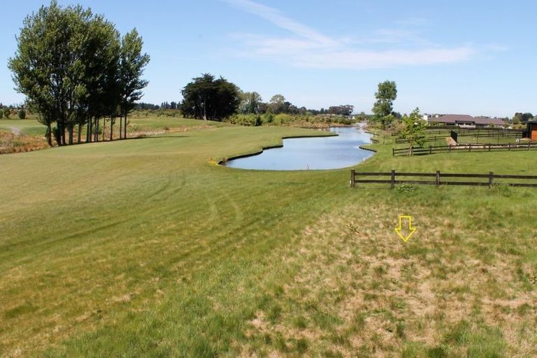 Photo of property in 32 Mapleham Drive, Pegasus, 7612