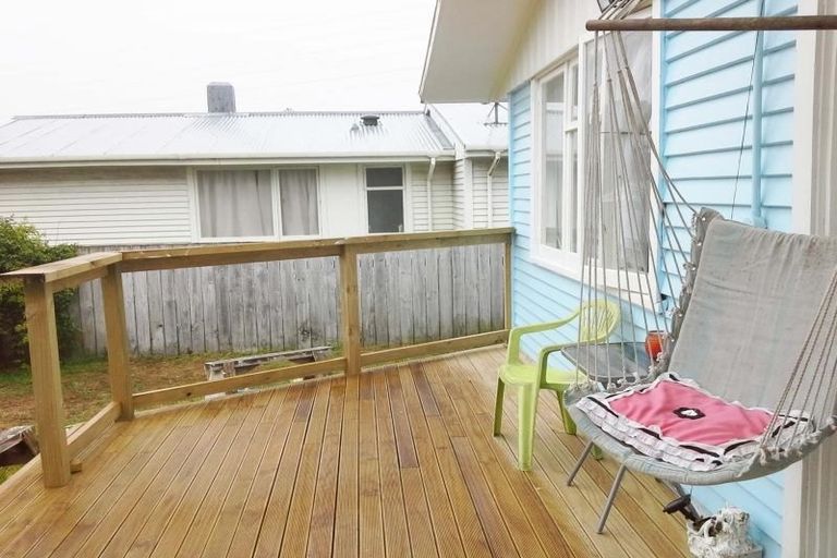 Photo of property in 7 Tohu Place, Spotswood, New Plymouth, 4310