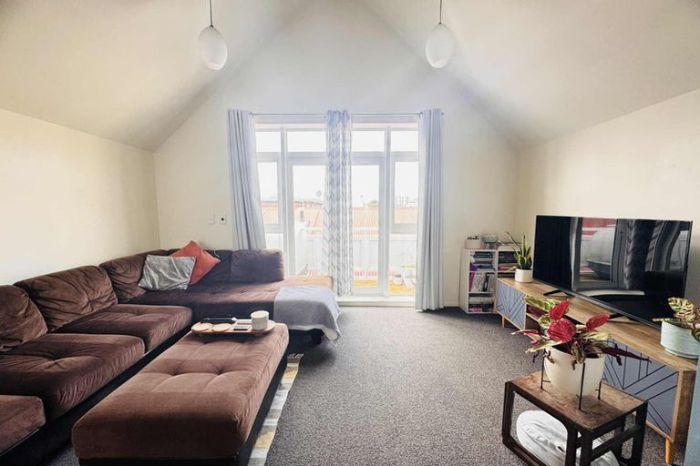 Photo of property in Pirie Street Townhouses, 36/35 Pirie Street, Mount Victoria, Wellington, 6011