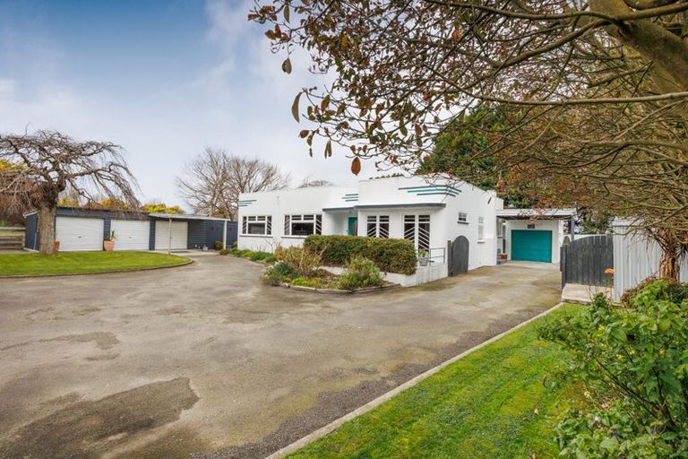 Photo of property in 1565 State Highway 3, Awahuri, Palmerston North, 4476