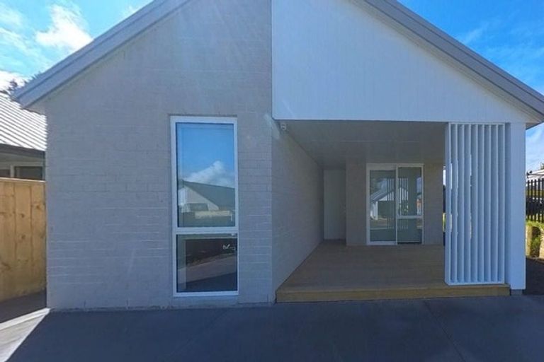 Photo of property in 2 Hauhake Lane, Omokoroa, 3114