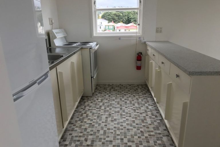 Photo of property in 26 Rhodes Street, Newtown, Wellington, 6021