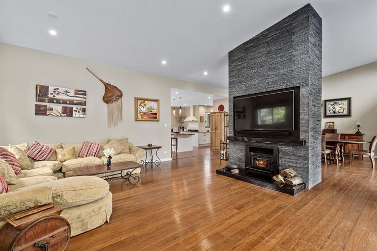 Photo of property in 18 Stevensons Crescent, Albany Heights, Albany, 0793