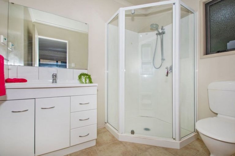 Photo of property in 12 Kotuku Street, Maunu, Whangarei, 0110