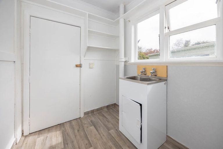 Photo of property in 15 Allenby Street, Bader, Hamilton, 3206