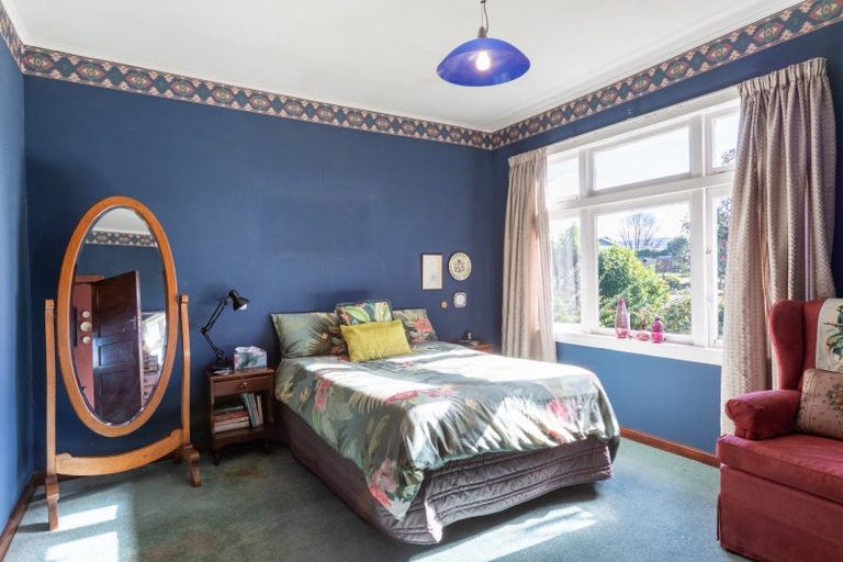 Photo of property in 6 Waterloo Street, Dannevirke, 4930