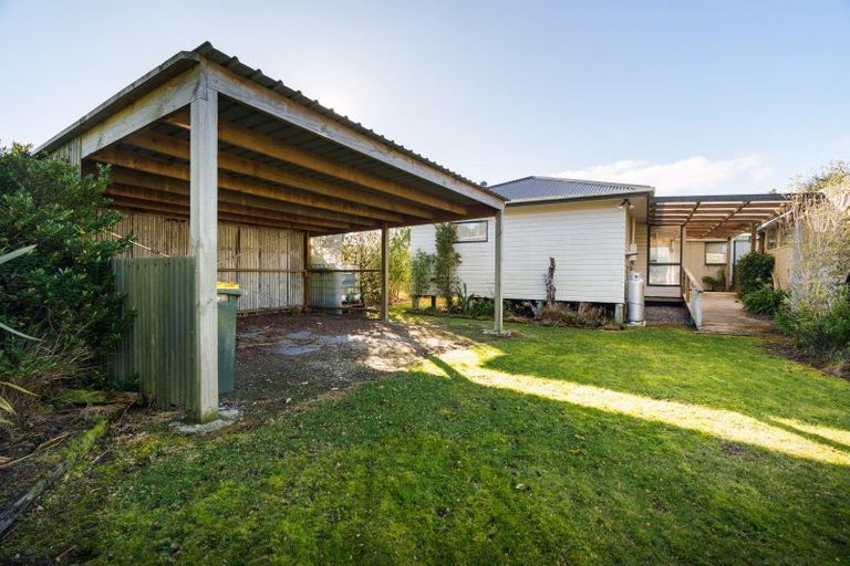 Photo of property in 17 Wratten Road, Owaka, 9585