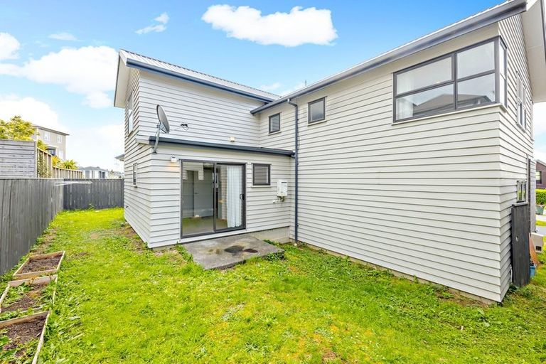 Photo of property in 18 Hirimate Place, Flat Bush, Auckland, 2019