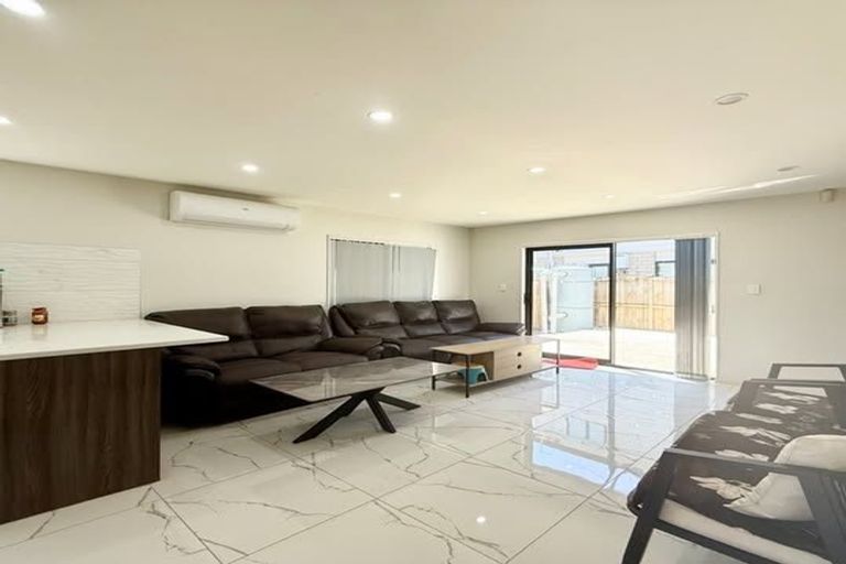 Photo of property in 128d Kimpton Road, Papatoetoe, Auckland, 2025