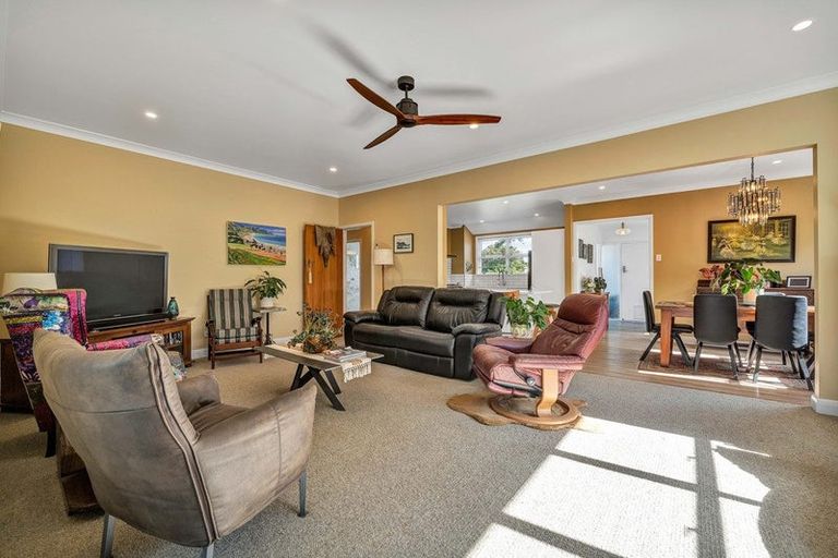 Photo of property in 16 Glen Almond Street, New Plymouth, 4310