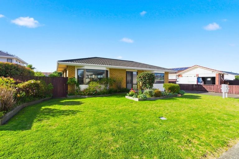 Photo of property in 6a Compton Place, Mount Maunganui, 3116