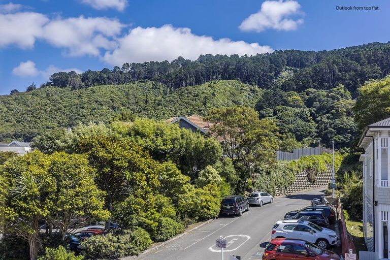 Photo of property in 18 Portland Crescent, Thorndon, Wellington, 6011