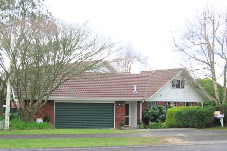 Photo of property in 2 Cattanach Street, St Andrews, Hamilton, 3200