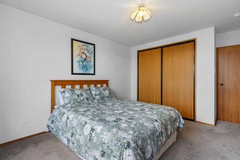 Photo of property in 2/3 Dumfries Drive, Hei Hei, Christchurch, 8042