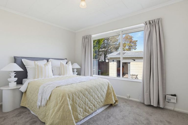 Photo of property in 4 Loreto Place, Hornby, Christchurch, 8042