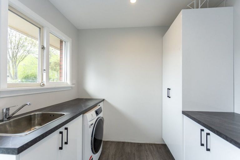 Photo of property in 23 Lochee Road, Upper Riccarton, Christchurch, 8041