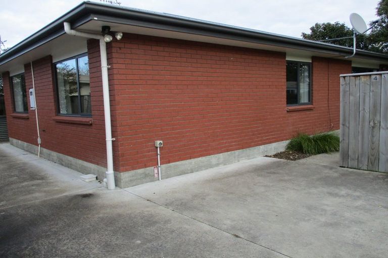 Photo of property in 56 Shamrock Street, Takaro, Palmerston North, 4412