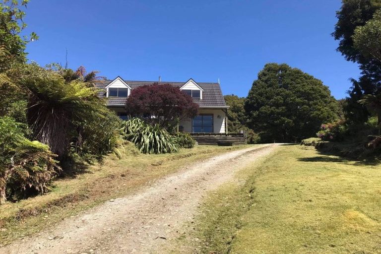 Photo of property in 163 Main Road, Stewart Island/rakiura, Stewart Island, 9818