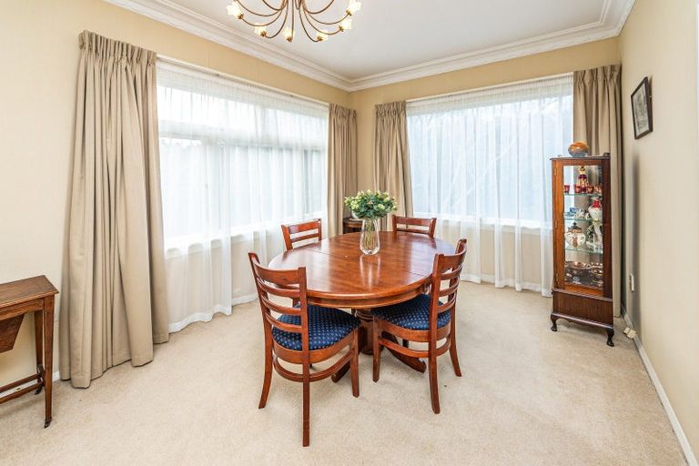 Photo of property in 20 Great North Road, Saint Johns Hill, Whanganui, 4500
