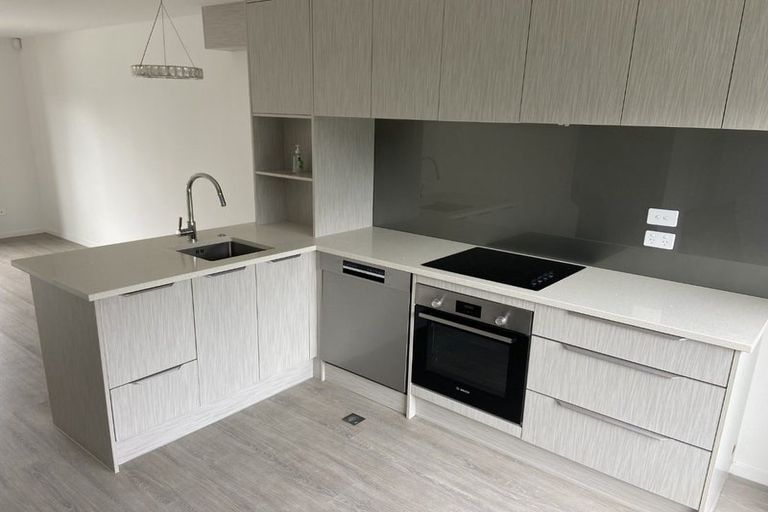 Photo of property in 2/20 Metcalfe Road, Ranui, Auckland, 0612