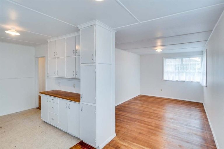 Photo of property in 30 Hislop Avenue, Onekawa, Napier, 4110