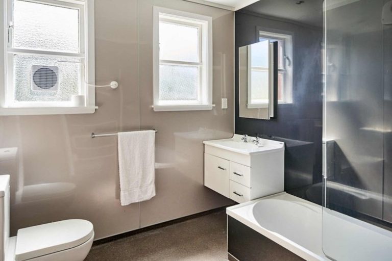 Photo of property in 3 Norris Grove, Taita, Lower Hutt, 5011