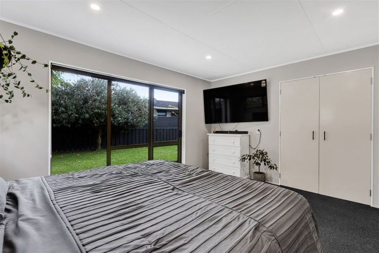 Photo of property in 8 Jade Place, Bell Block, New Plymouth, 4312