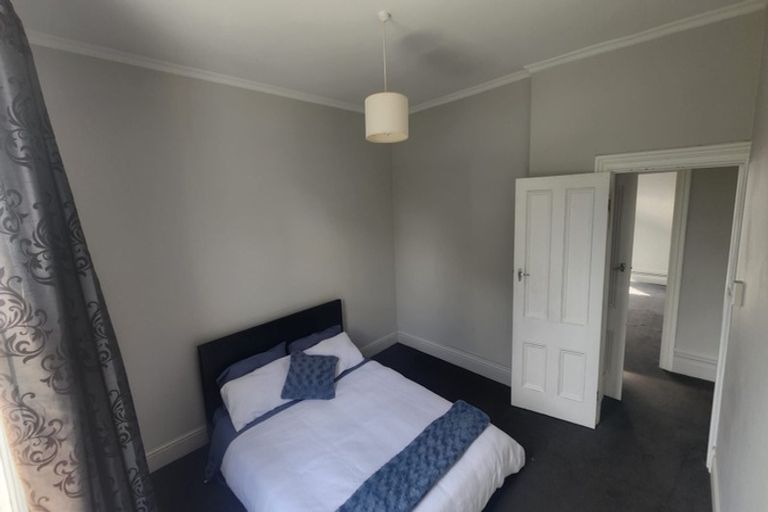 Photo of property in 129 Tasman Street, Mount Cook, Wellington, 6021